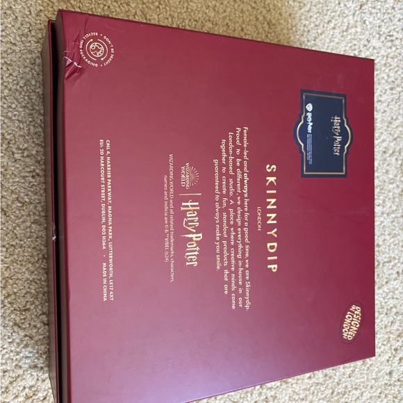 NWT Harry Potter Skinnydip Hogwarts Express Crossbody‎ Bag w/ Tag & Box - Picture 6 of 6